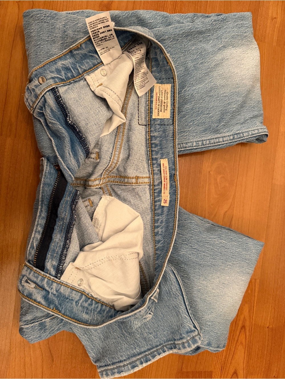 Levi's Light Blue Women's Straight Leg Jeans